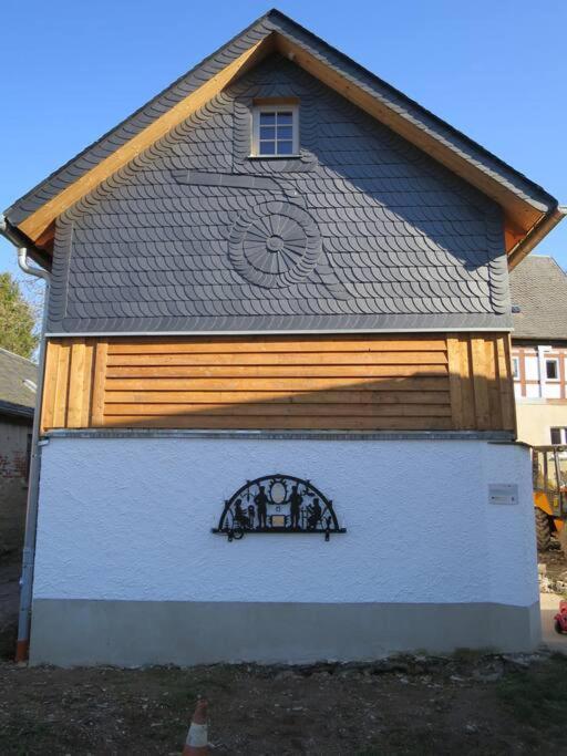 Mothsgut - Moderne Ferienwohnung Auf Dem Bauernhof Im Erzgebirge Oelsnitz  Экстерьер фото